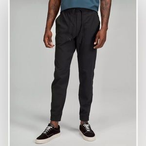 LuluLemon Men’s Black ABC Jogger ‘WovenAir’